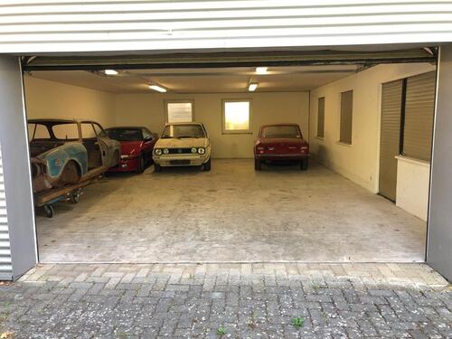 Foto - Garage Halle Lager Abstellfläche Lagerfläche Stellplatz Oldtimer