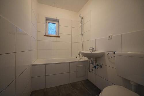 Foto - +++Umfangreich renoviert – bezugsfertig+++