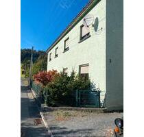 Zweifamilienhaus - 129.000,00&nbsp;EUR Kaufpreis, ca.&nbsp; 210,00&nbsp;m&sup2; in Frankenblick (PLZ: 96528)