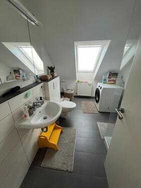 Foto - Dachgeschosswohnung 3 Zimmer - 655,00 EUR Kaltmiete,