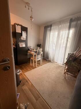 Foto - 4 Zimmer Etagenwohnung zur Miete in Neuhaus am Rennweg