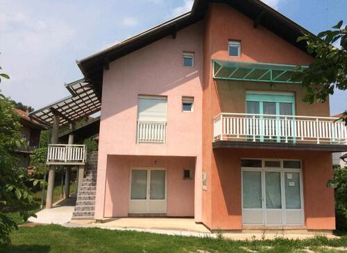 Foto - Doppelhaus in DobojBosnien zu verkaufen