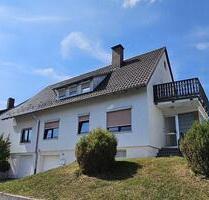 Zweifamilienhaus mit Garten in Grebenstein – provisionsfrei!