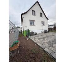 Haus zur Miete - 1.500,00&nbsp;EUR Kaltmiete, ca.&nbsp; 200,00&nbsp;m&sup2; in Waltershausen (PLZ: 99880)