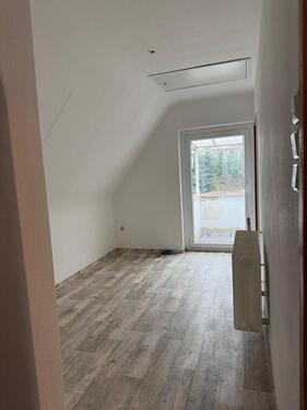 Foto - 6 Zimmer Einfamilienhaus zur Miete in Waltershausen