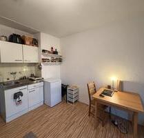 Heller 24qm Wohnung für März - 660,00&nbsp;EUR Kaltmiete, ca.&nbsp; 24,00&nbsp;m&sup2; in Nürnberg (PLZ: 90489) Gärten bei Wöhrd