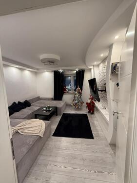 Foto - 6 Zimmer Mehrfamilienhaus, Wohnhaus zur Miete in Beindersheim