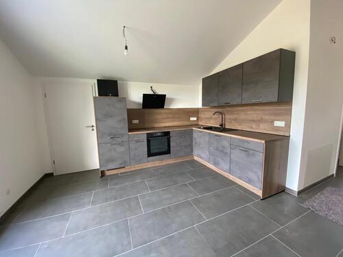 Foto - 1 Zimmer Dachgeschoßwohnung zur Miete in Großmaischeid