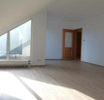 Johannesberg in Toplage (Südhang): 2 ZKB mit Balkon zu vermieten