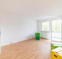 Gemütliche 3-Zimmerwohnung - Küche und Bad mit Fenster - Halle (Saale) Halle-Neustadt