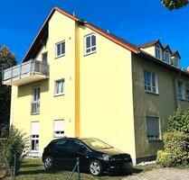 Provisionsfrei: 3-Zi.-DG-Wohnung mit Balkon & Carport, SW Hainig - Schweinfurt Bellevue
