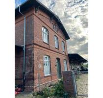 Büro und Halle - 1.100,00 EUR Kaltmiete, in Lübeck (PLZ: 23568) Sankt Gertrud