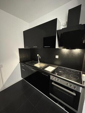 Foto - MODERN WOHNEN - 3 Zimmer-Wohnung mit EBK, Bad & Balkon