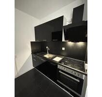 MODERN WOHNEN - 3 Zimmer-Wohnung mit EBK, Bad & Balkon - Chemnitz Bernsdorf