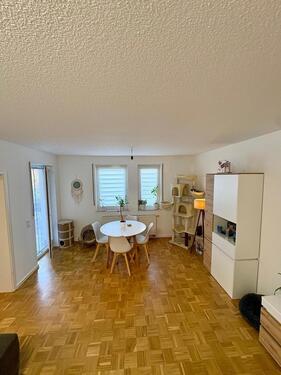 Foto - Helle 2 Zimmer Souterrain Wohnung mit Terrasse und kleinem Garten