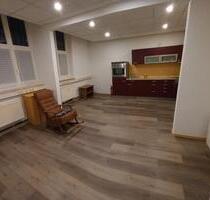 ruh. loftähnlich 2R Whg, EBK, Internet, Freisitz Mitbenutzung - Chemnitz Altendorf