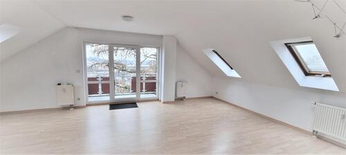 Foto - 2.5 Zimmer Dachgeschoßwohnung in Herzogenaurach
