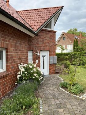 Foto - Schöne Dg-Wohnung in ruhiger Lage