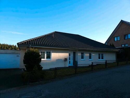 Foto - Exklusiver Bungalow in bevorzugter Wohnlage mit Blick ins Grüne