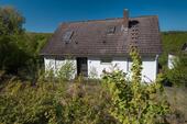 Foto - Freistehendes Einfamilienhaus mit großem Grundstück am Waldrand