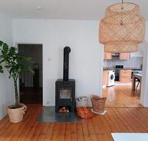 Helle Altbauwohnung 1. OG - 850,00 EUR Kaltmiete, in Heidenau (PLZ: 21258)