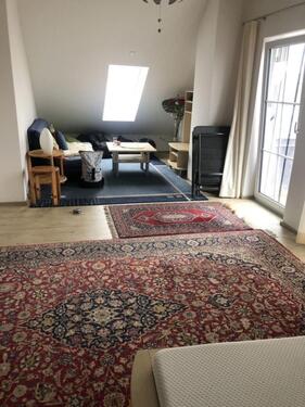 Foto - 3 Zimmer (Schlafzimmer, großes Studio, eigenes Bad) möbliert