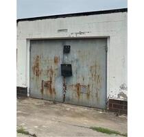 Großzügige Garage mit Strom - 50,00&nbsp;EUR Miete, in Köthen (Anhalt) (PLZ: 06366)