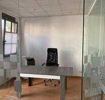 Helles 10 m² Büro mit 247 Zugang Kaffee-Flatrate, Parkplatz in Berlin Adlershof