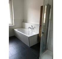 helle & freundliche 3 Zimmerwohnung mit Kamin, Stellplatz & Gemeinschaftsgarten - Spremberg