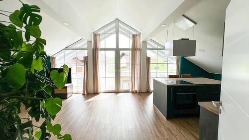 Foto - Helle 2,5-Zimmer Wohnung mit Balkon & EBK in ruhiger Lage