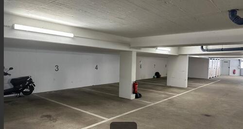 Foto - Tiefgaragenstellplatz zu vermieten