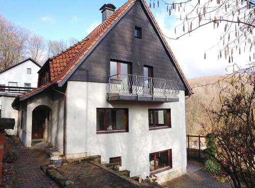 Foto - Für zwei Generationen geeignet! Ruhige Lage! Für Naturfreunde! Mit Garage und Garten!