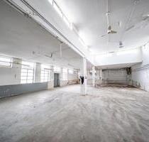 Lager- Gewerbehalle - 900,00 EUR Kaltmiete, ca.  300,00 m² in Hamminkeln (PLZ: 46499)