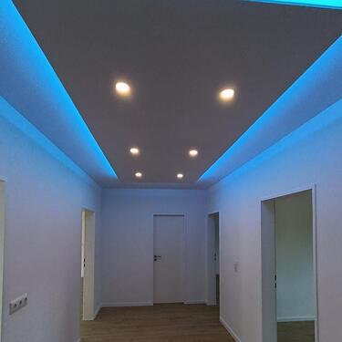 Foto - Renovierte 4-Zi.-Wohnung in Augsburg: Balkon, TG-Stellpl., Küche