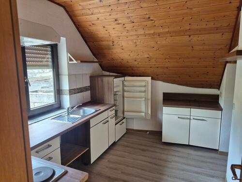 Foto - Charmante Dachgeschosswohnung in Kaltenholzhausen zu vermieten