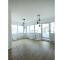 Renovierte 2-Zimmer Wohnung 72,66 qm mit Balkon im Gloria Palais - Hanau