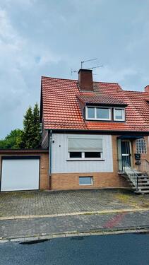 Foto - Sanierungsbedürftiges Einfamilienhaus als Doppelhaushälfte