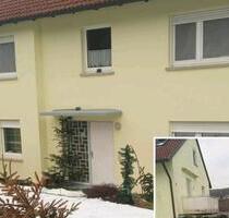 Schöne helle 3 Zimmer Wohnung in Dittelbrunn