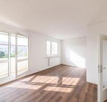 Neuwertige 3-Raum-Wohnung - 416,00&nbsp;EUR Kaltmiete, ca.&nbsp; 57,31&nbsp;m&sup2; in Halle (Saale) (PLZ: 06122) Halle-Neustadt