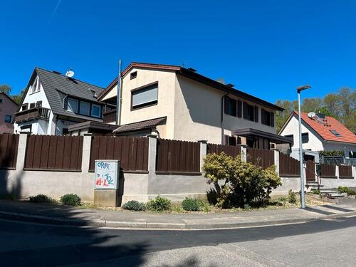 Foto - Einfamilienhaus in Sackgasse - 1.500,00&nbsp;EUR Kaltmiete, ca.&nbsp; 120,00&nbsp;m&sup2;