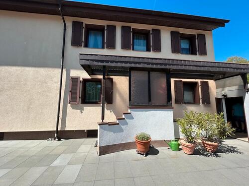 Foto - 4 Zimmer Einfamilienhaus zur Miete in Rösrath