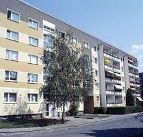 Preiswerte 4-Zimmer-Wohnung mit Balkon! - Dresden Leuben