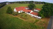 Foto - Einfamilienhaus mit mehreren HallenGaragen und Werkstatt