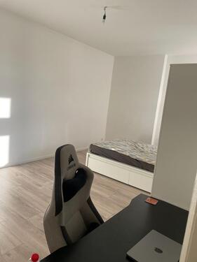 Foto - 1-Zimmerwohnung mit EBK am Baumschulenweg (Treptow) am S-Bhf. Ba