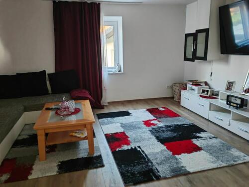 Foto - Großzügige 4-Zi.-Wohnung (145 m²) mit EBK und Balkon – Haustiere