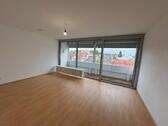 Foto - Kernsanierte 2-Zimmer Wohnung in MZ-Weisenau
