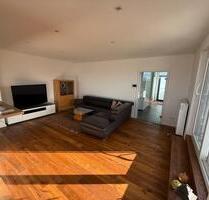 Moderne Dachgeschosswohnung mit Terrasse - Wincheringen