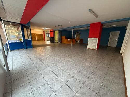 Foto - Ladenlokal zu vermieten Hauptstraße Battenfeld