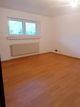 Foto - 3 Zimmer Erdgeschoßwohnung in Peterswald-Löffelscheid