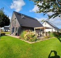 Einfamilienhaus KfW 45plus, PV Anlage, Küche - Barntrup